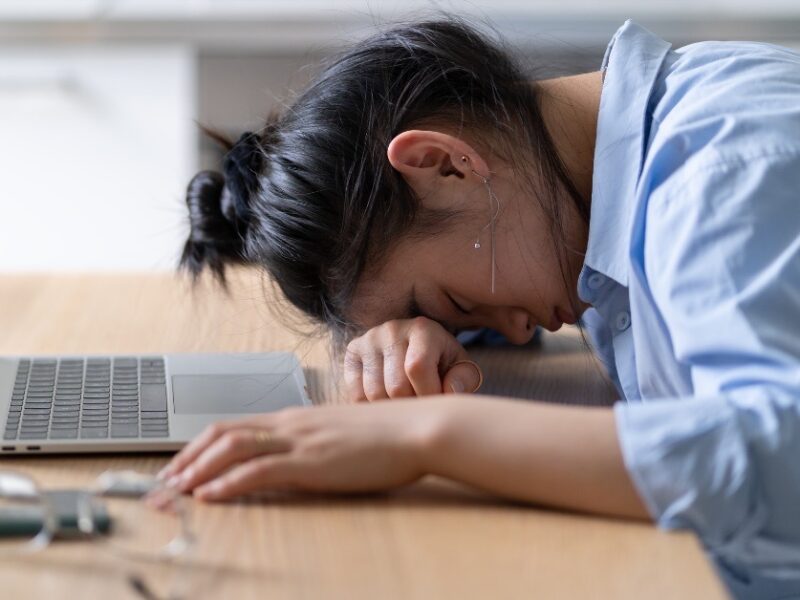 How to Recognize and Prevent Burnout: Tips for a Healthier Work-Life Balance